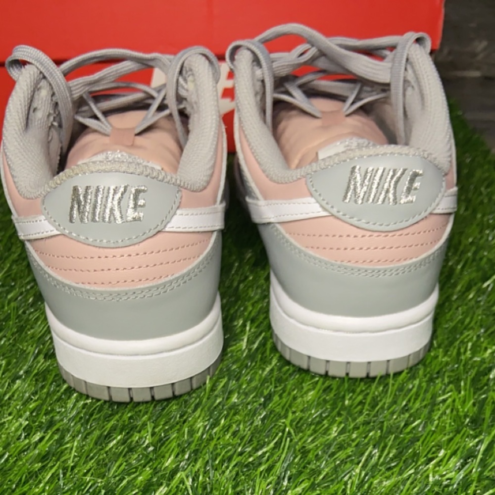Wmns Dunk Low ‘Soft Grey Pink’ - Picture 4 of 5